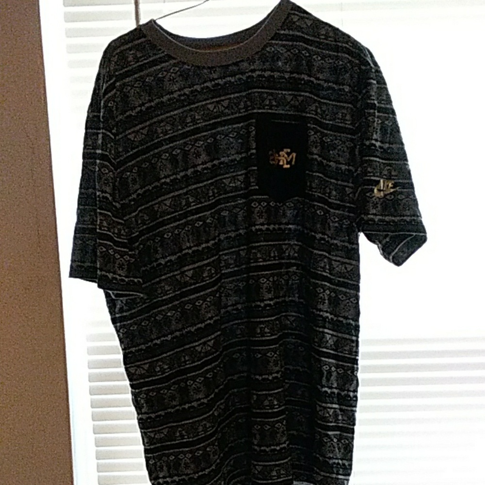 Nike dri fit t shirt